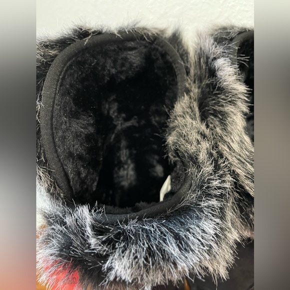 New Faux Fur San Antonio Spurs Bling Black Boots Size 7 - Picture 12 of 13